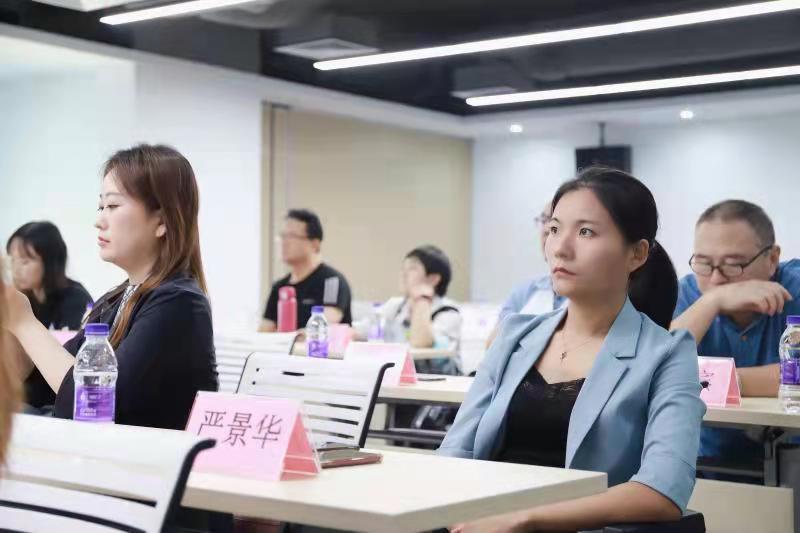 从政策监管看数字货币市场的未来：如何适应不断变化的法律环境_货币市场短期是多久_货币停止流通的公告