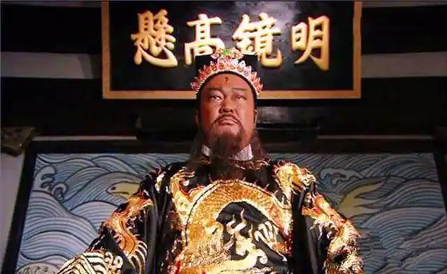 包青天的民间故事_包青天在民间传说中的形象_包青天的神话故事