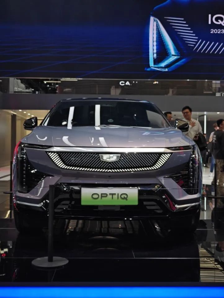 凯迪拉克豪华品牌吗_凯迪拉克最豪华的suv_凯迪拉克与其他豪华车品牌的比较