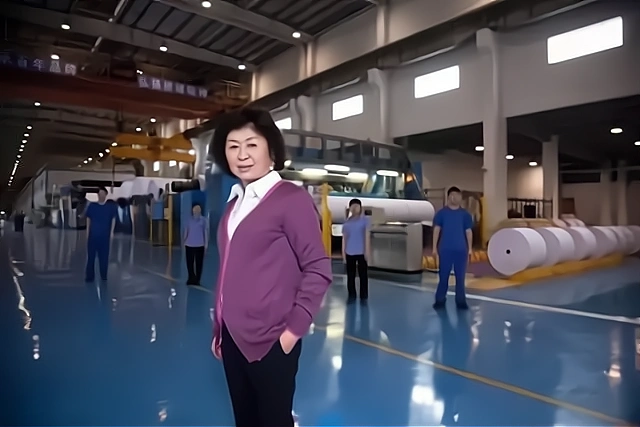 胡润富豪榜500到1000名_胡润如何定义中国的富豪榜_胡润富豪榜1000